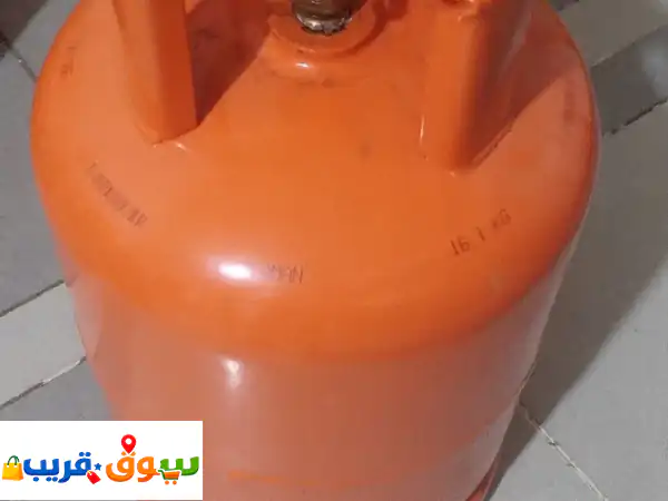 أنبوبة غاز مع المنضم، ناقص منها شويه ب 200 فرن كهرب أي 150