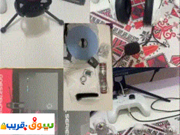 سيت أب Xbox Series S كامل للبيع | شاشة 120Hz ومايك! بحالة ممتازة