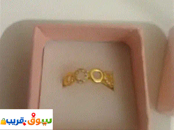 للبيع 200 خاتم ستاتي بناتي كل خاتم داخل علبه بسعر 3 درهم حبة البيع كامل للتواصل