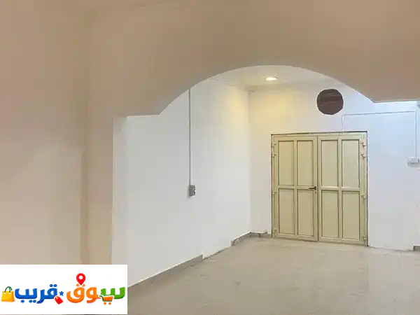 Store for rent in Adlyia, near alhilal hospital for rent