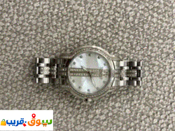 ساعة انوشكا مرصعه بالالماس