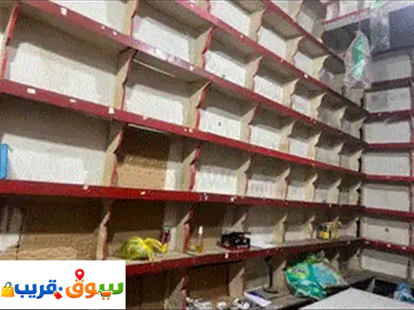 تخشيبه مستخدمه نضيفه مع ثلاث ثلاجات سعرررر حلووووو