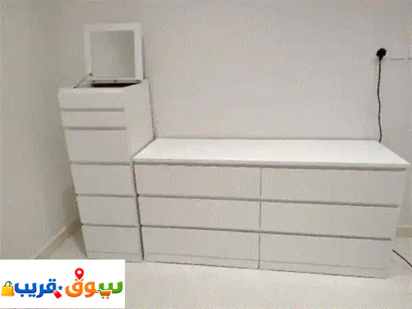 نجار متخصص في فك وتركيب غرف النوم والمطابخ وجميع...