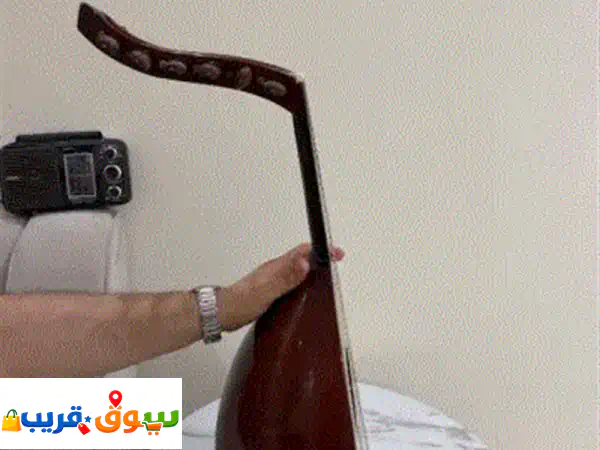 عود بحريني احترافي شرقي استعمال خفيف صوته جميل جدا