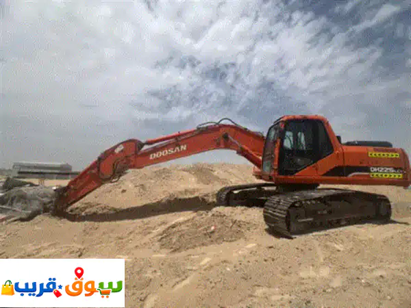 حفار دوسان كوري موديل 2009 20 طن بحالة جيدة للبيع