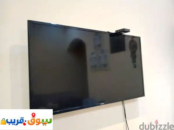 Samsung led 40 inches little line with remote wall bracket
