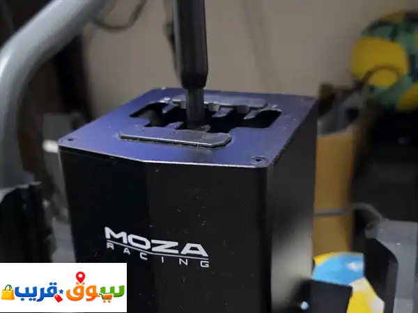 للبيع: حزمة Moza R5 المتكاملة - شيفتر، كلتش، ستاند، ذراع شاشة | جاهزة للعب Plug & Play | عمان