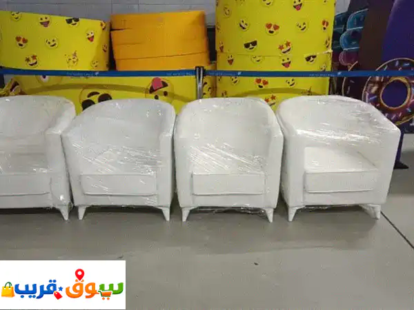 كراسي وطاوله بوفيه زوالبه خيام دي جي صوفه ابيت في إيجار