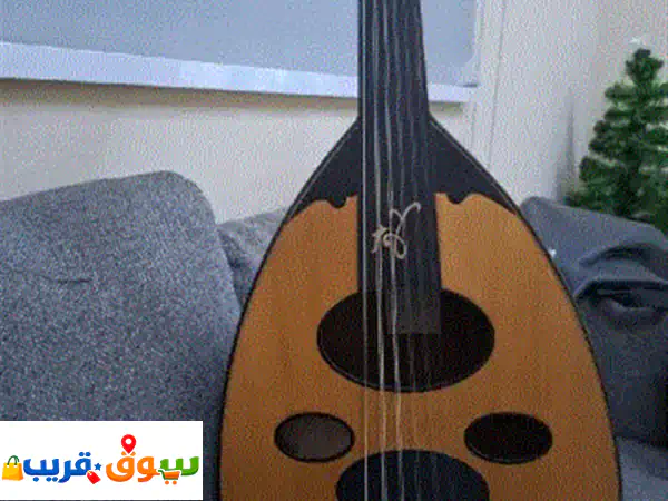 عود زرياب احترافي جديد واستعمال خفيف وسعره الأصلي...
