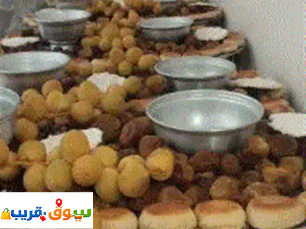 كل الحفلات والمناسبات يوجد قهوجين وصبابين وكلا الخدمات قواميسوموسوعات