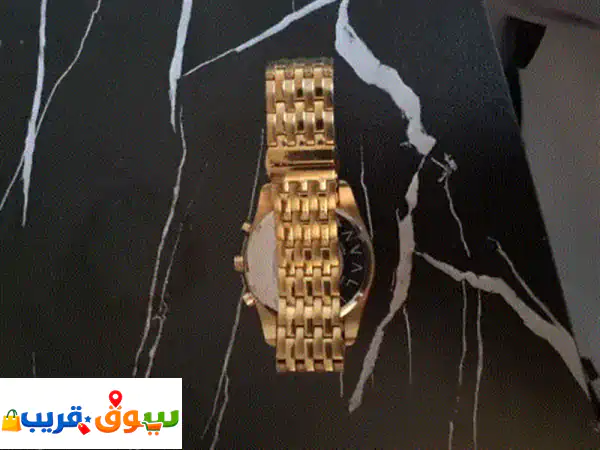 ساعة يد أنيقة وفاخرة بحالة ممتازة استخدمت بعناية...