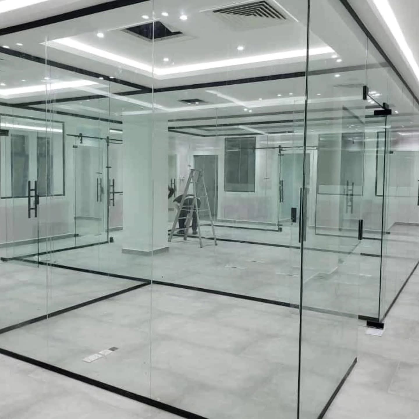 زجاج سكريت جيزان The Imad جيزان